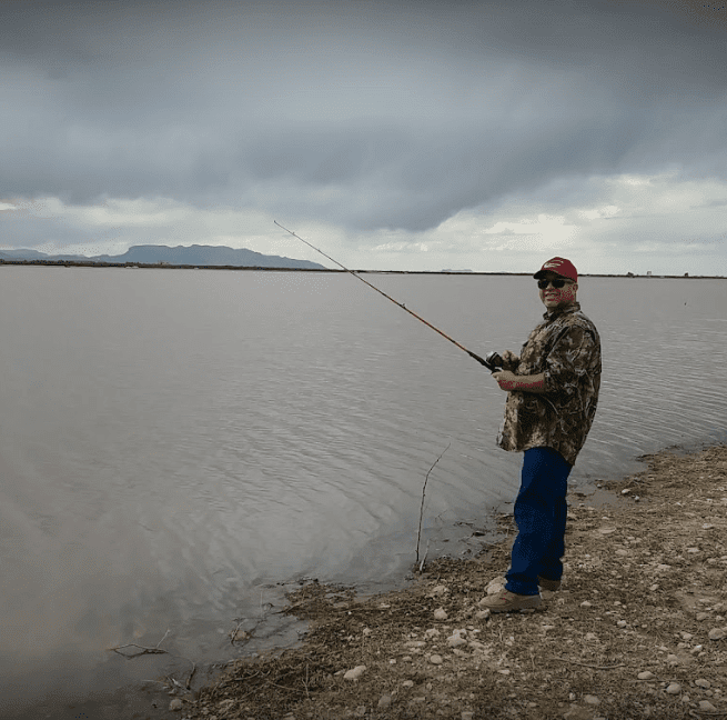 Pesca de Orilla en Laguna Fierro en Casas Grandes Chihuahua Mexico
