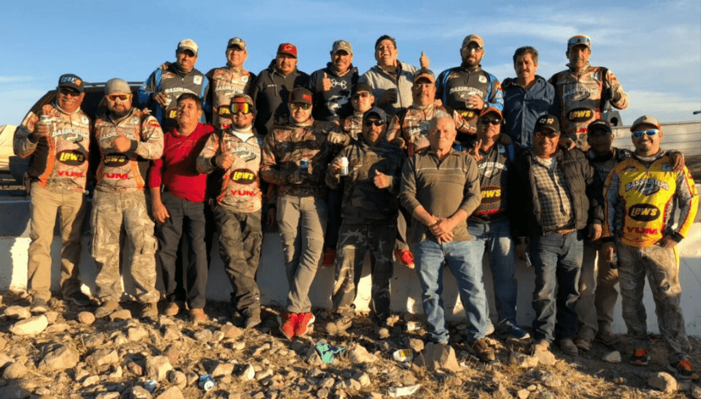 Grupo de Pescadores en Presa Las Vírgenes