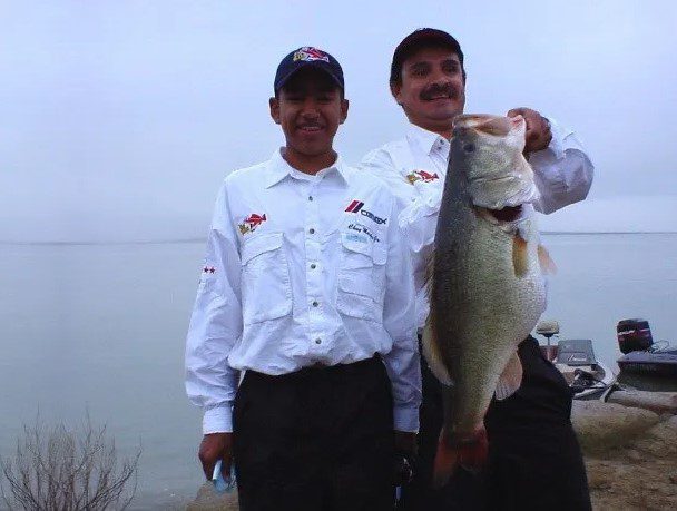 Largest bass caught in Mexico (part one) ⋆ Nomonday