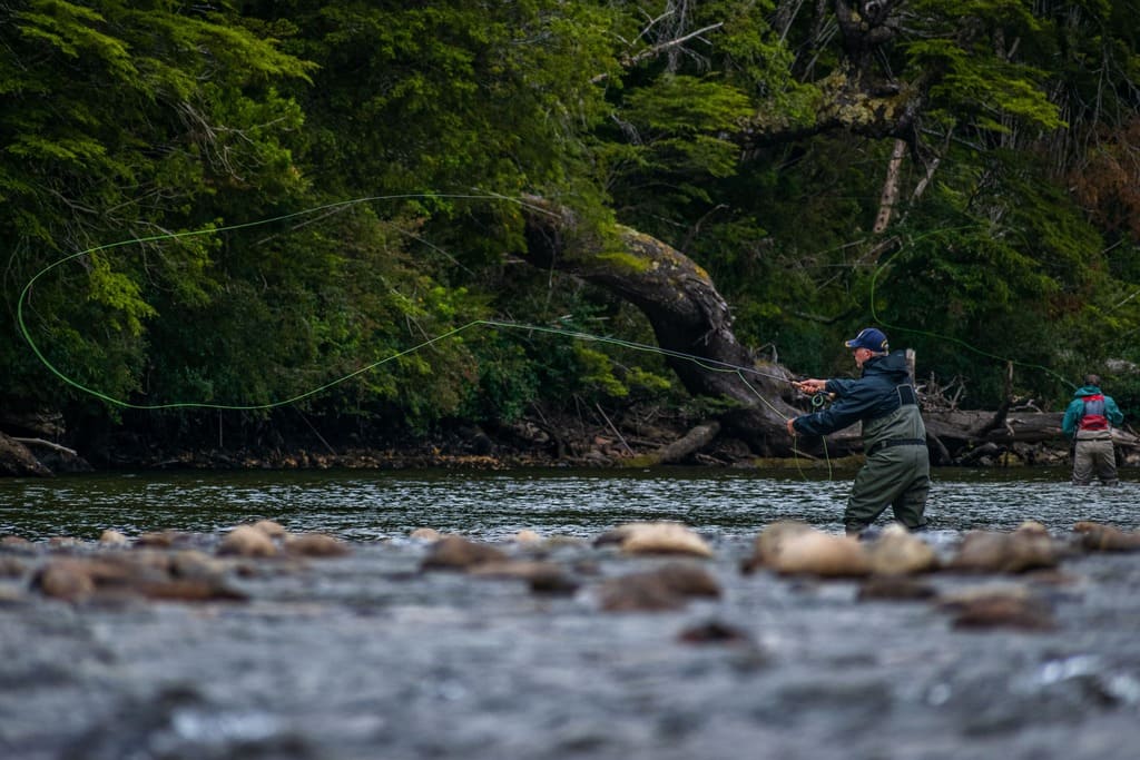 Fly fishing at Simpson River Mañihuales Chile