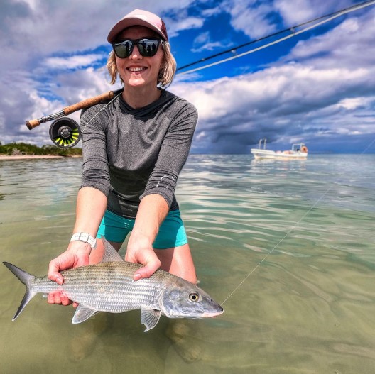 Happy Angler wint bonefish at Punta Allen Quintana Roo