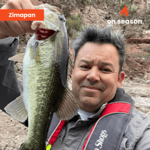 On season bass fishing Lake Zimapan 08